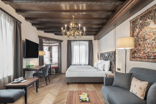 Schwarzer Adler Innsbruck