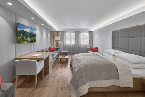 Schwarzer Adler Kitzbühel