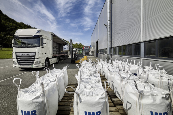 Industry & Companies