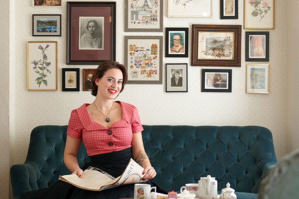 People & Advertising